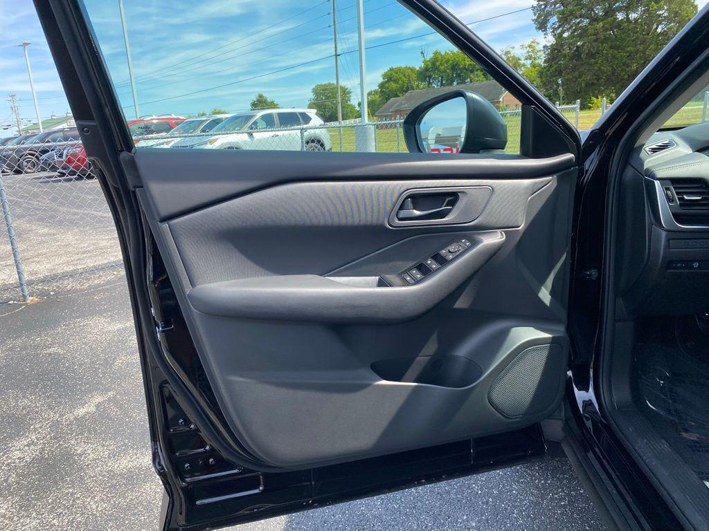new 2026 Nissan Rogue car, priced at $29,859