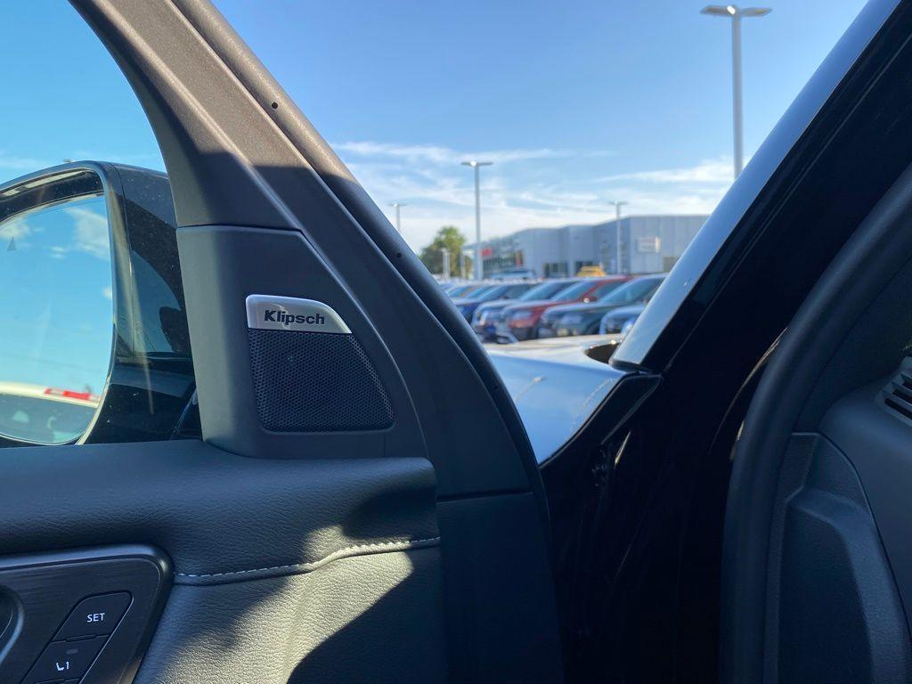 new 2025 Nissan Armada car, priced at $73,989