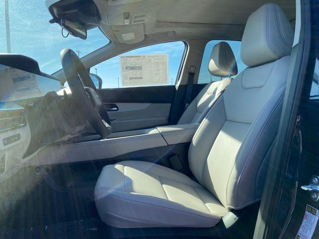 new 2025 Nissan Murano car, priced at $43,244