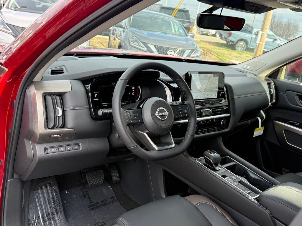 new 2025 Nissan Pathfinder car, priced at $47,340