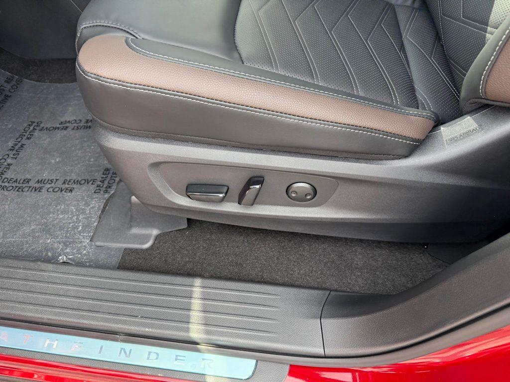 new 2025 Nissan Pathfinder car, priced at $47,340