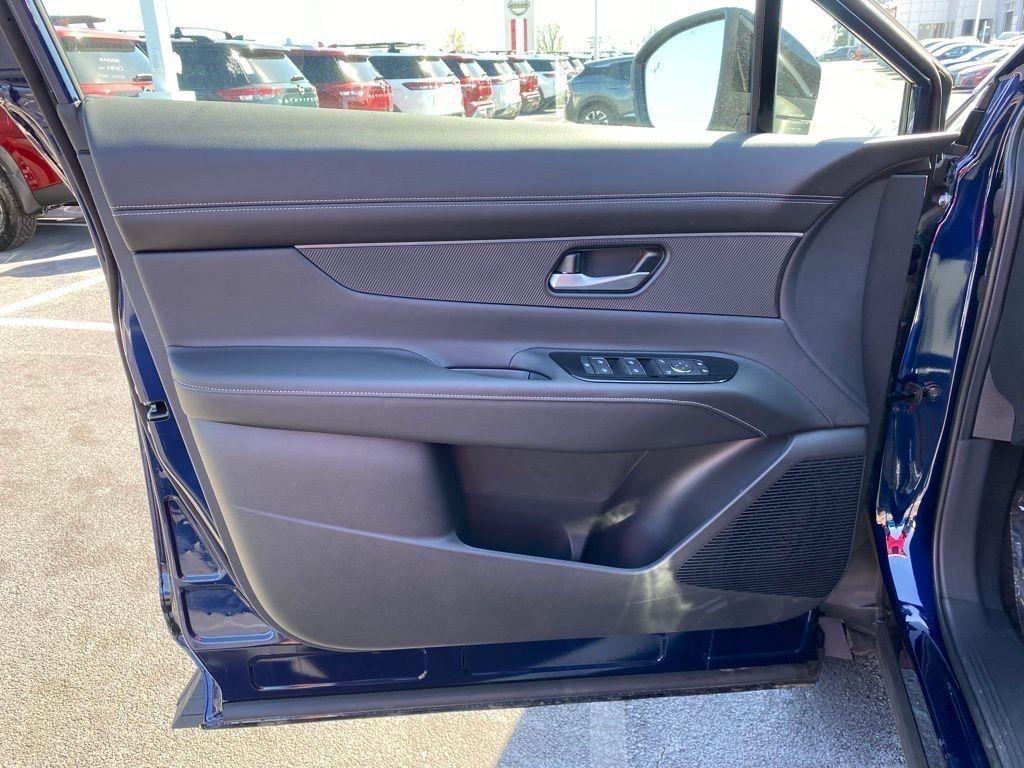 new 2025 Nissan Murano car, priced at $37,117