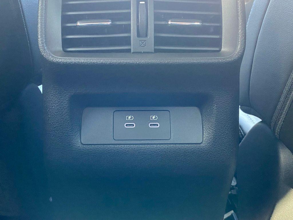new 2025 Nissan Murano car, priced at $45,185
