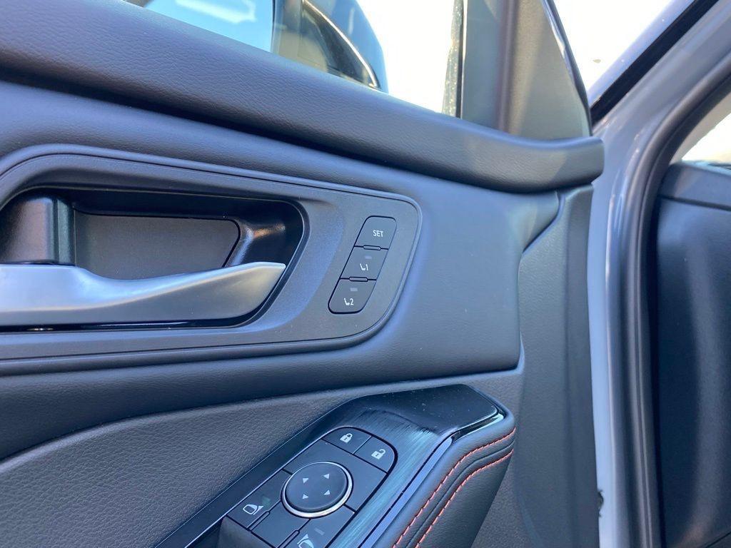 new 2025 Nissan Rogue car, priced at $30,852