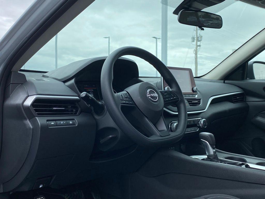 new 2025 Nissan Altima car, priced at $22,920
