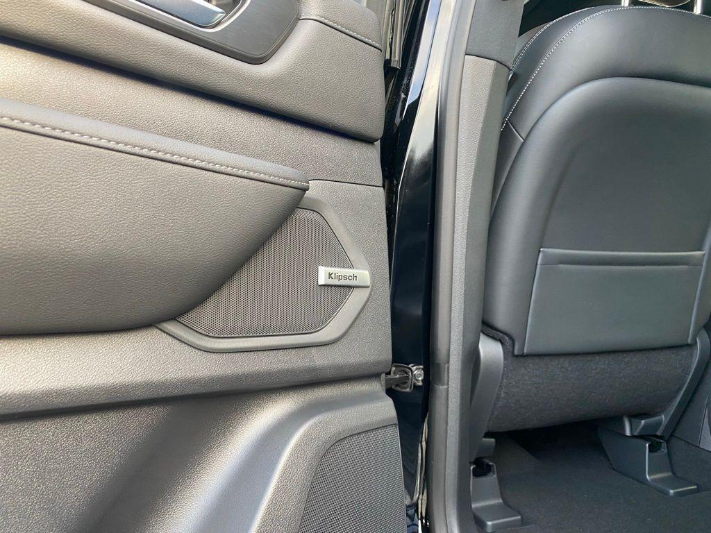 new 2025 Nissan Armada car, priced at $65,961