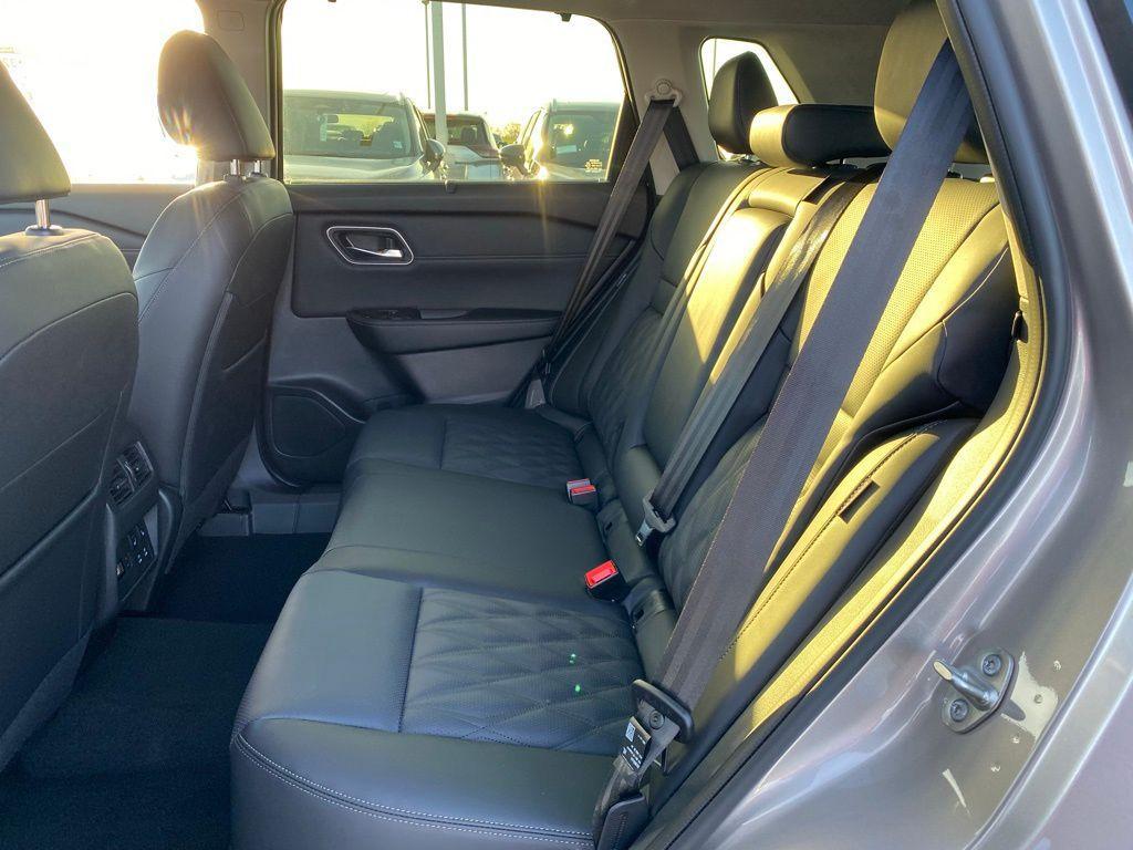 new 2025 Nissan Rogue car, priced at $40,287