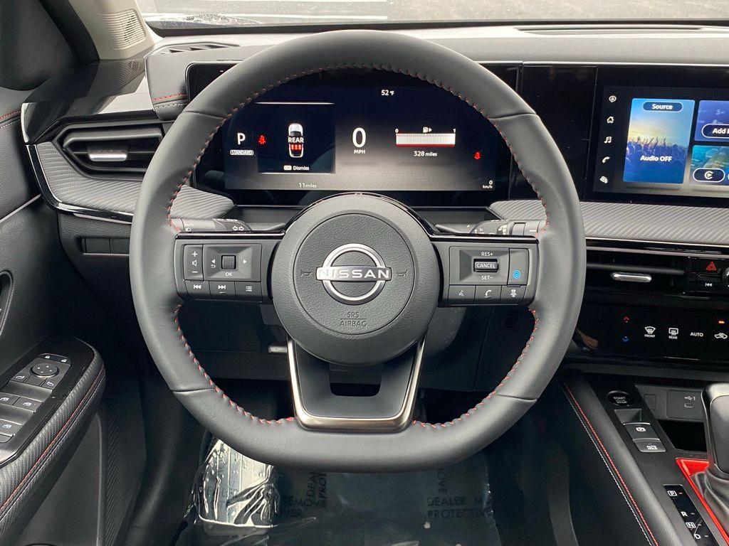 new 2025 Nissan Kicks car, priced at $27,949