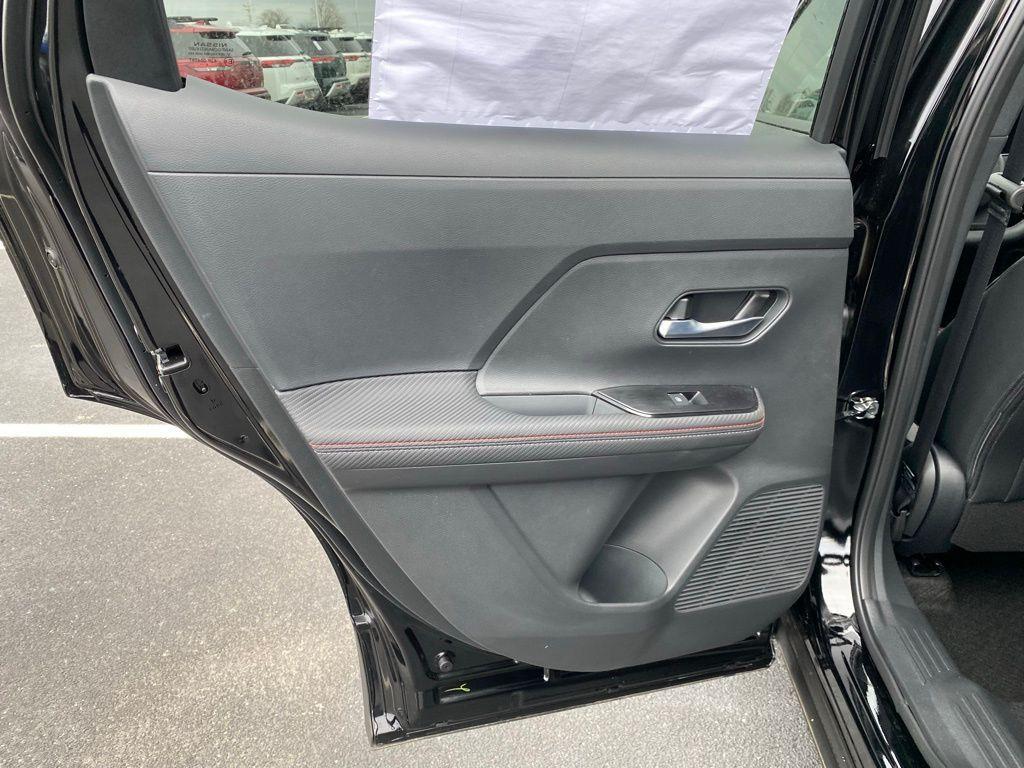 new 2025 Nissan Kicks car, priced at $27,949