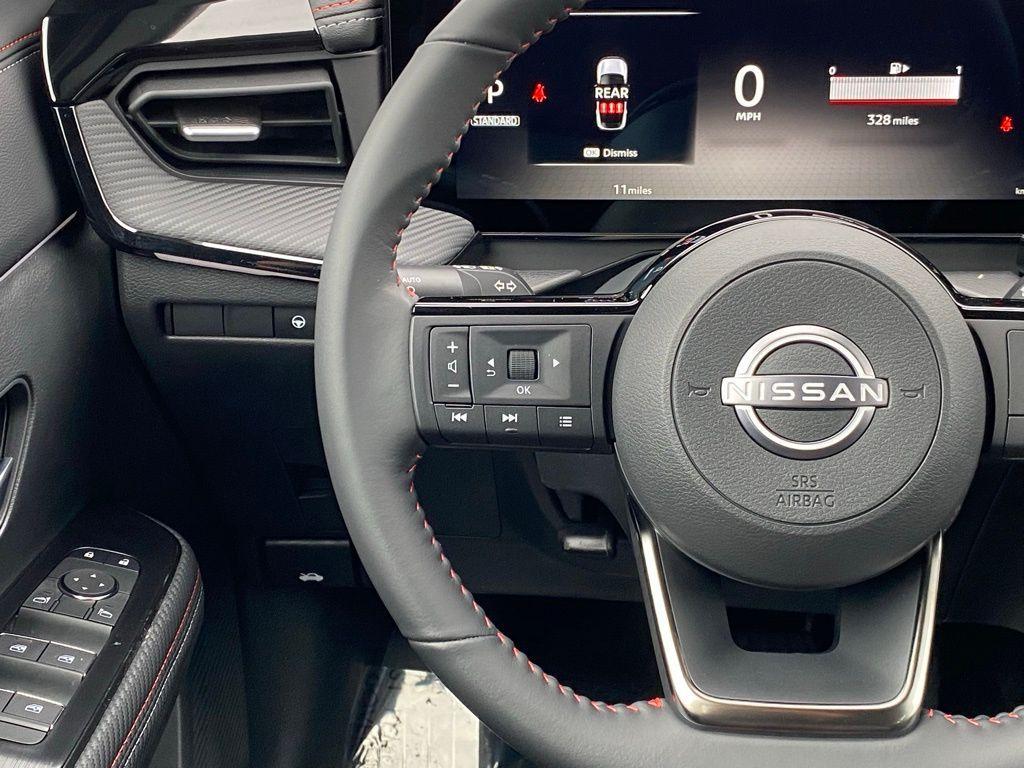 new 2025 Nissan Kicks car, priced at $27,949