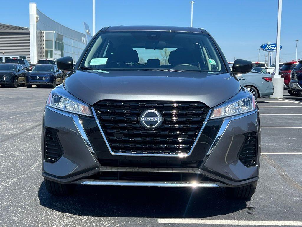 new 2025 Nissan Kicks car, priced at $23,071