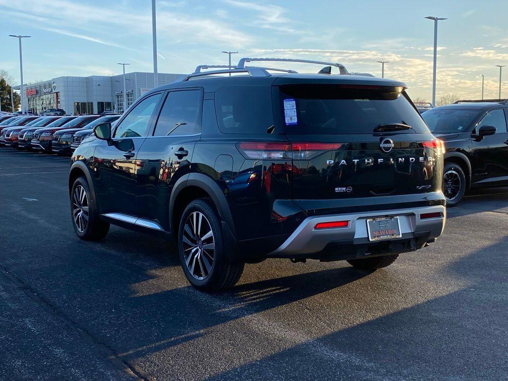 new 2025 Nissan Pathfinder car, priced at $47,003