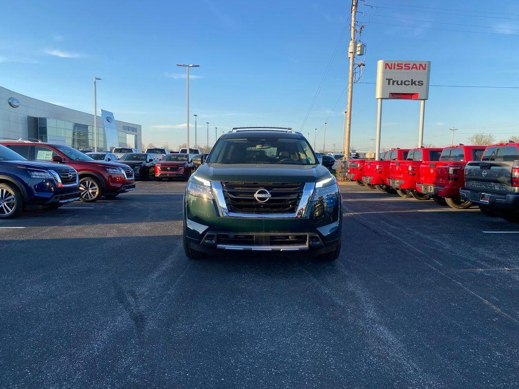 new 2025 Nissan Pathfinder car, priced at $47,003