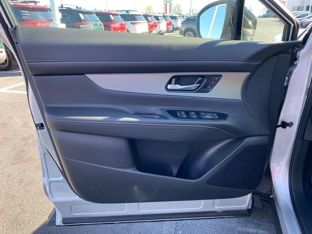 new 2025 Nissan Murano car, priced at $46,316