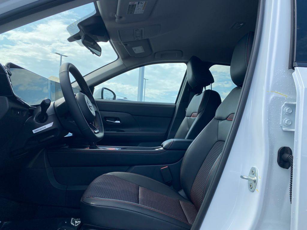 new 2025 Nissan Kicks car, priced at $27,915