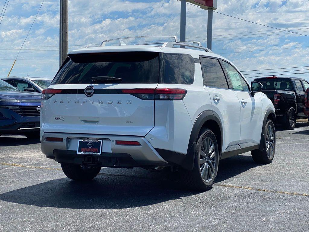 new 2025 Nissan Pathfinder car, priced at $40,977