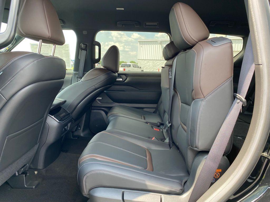 new 2025 Nissan Armada car, priced at $66,817