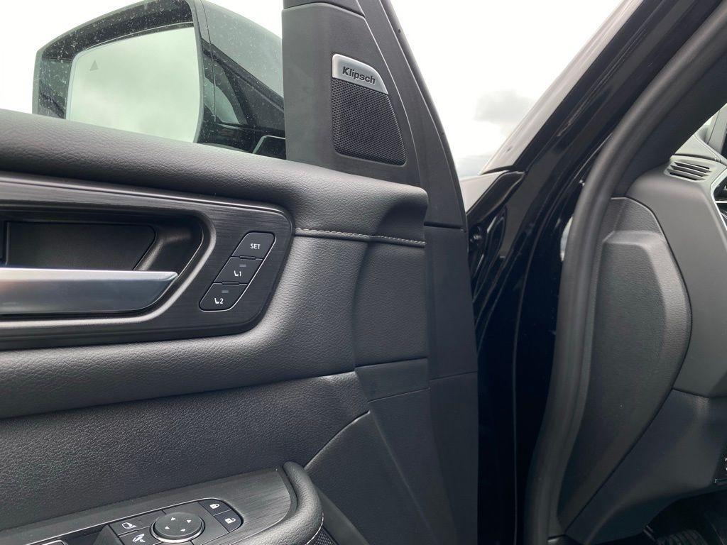new 2025 Nissan Armada car, priced at $57,857