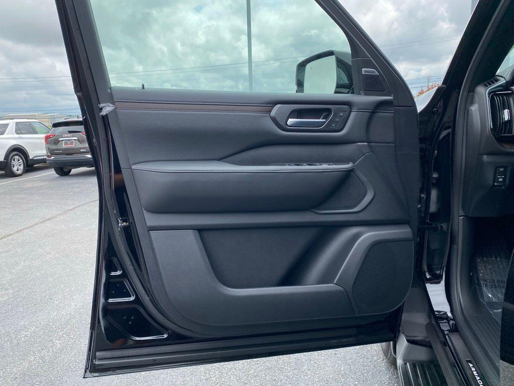 new 2025 Nissan Armada car, priced at $57,857