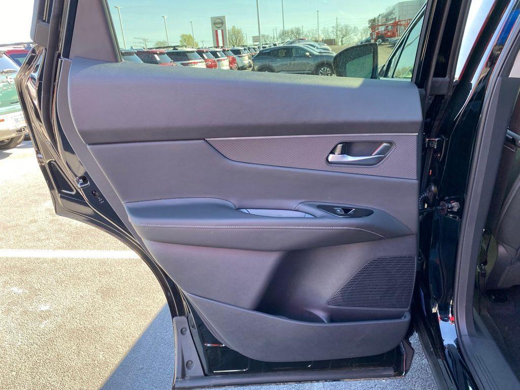 new 2025 Nissan Murano car, priced at $40,984