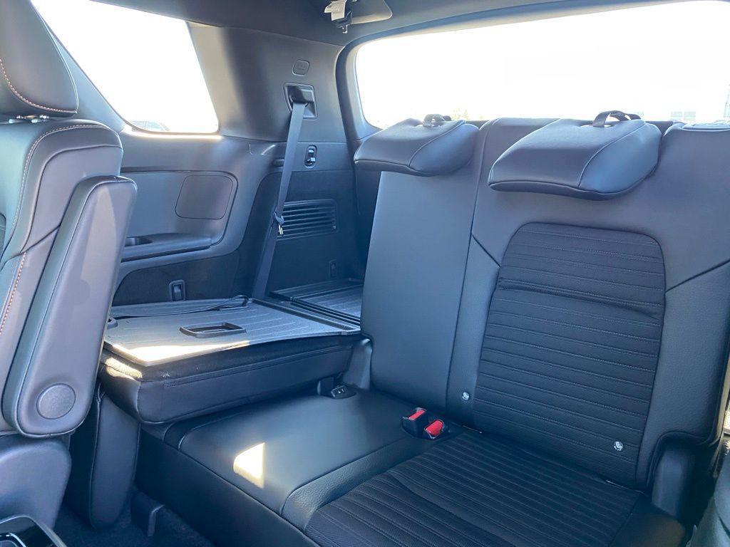 new 2025 Nissan Pathfinder car, priced at $37,477