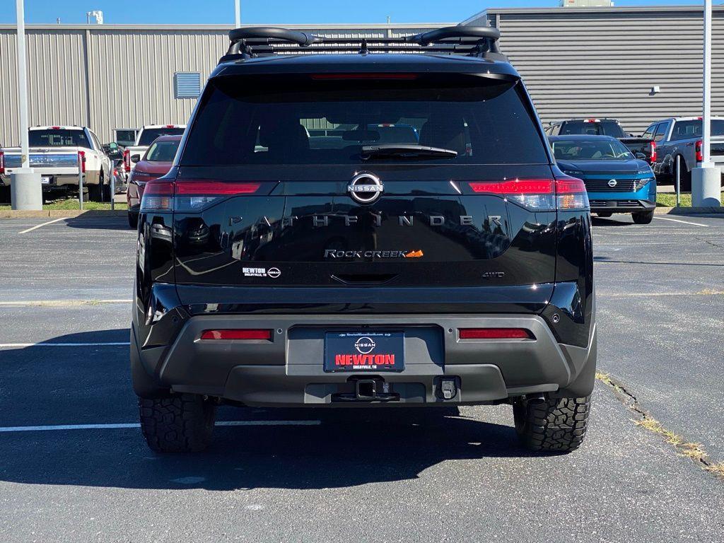 new 2025 Nissan Pathfinder car, priced at $37,477