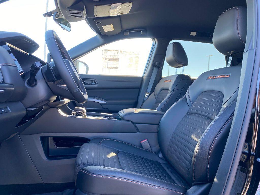 new 2025 Nissan Pathfinder car, priced at $37,477