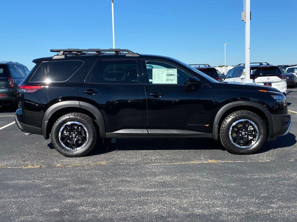 new 2025 Nissan Pathfinder car, priced at $37,477