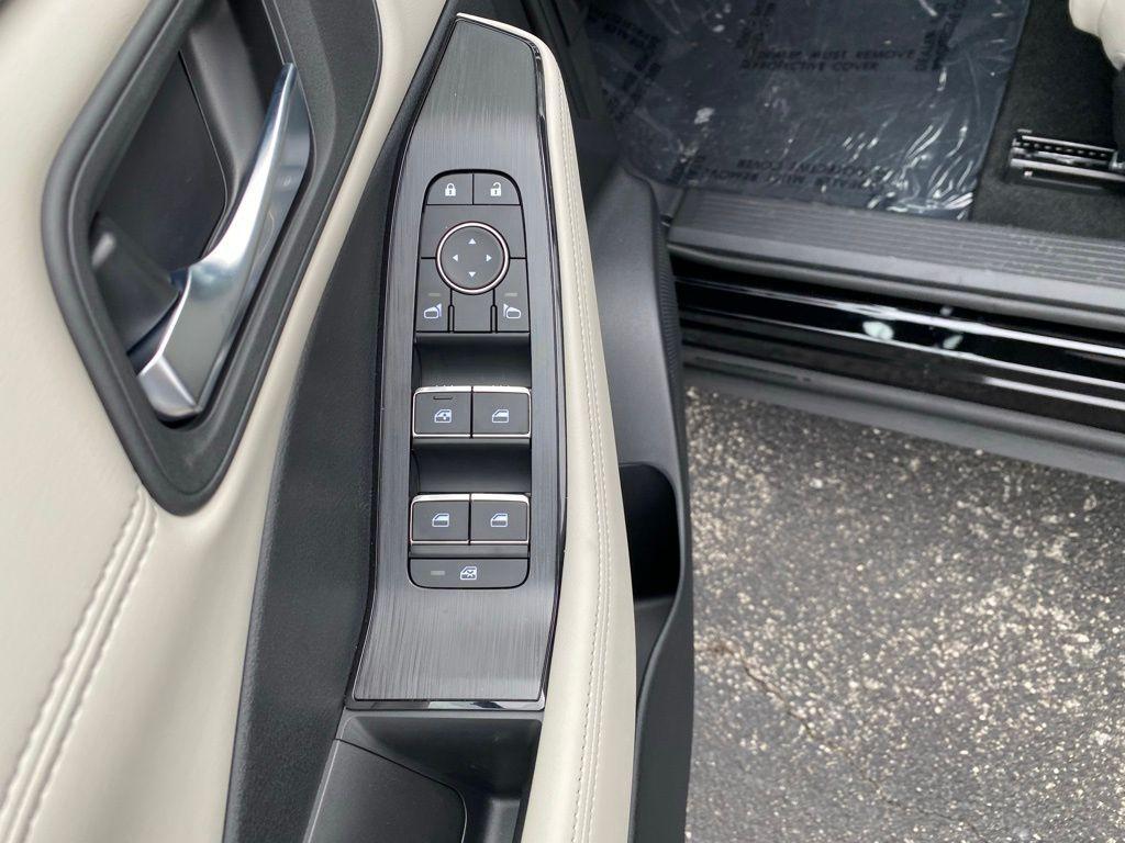 new 2025 Nissan Rogue car, priced at $35,432
