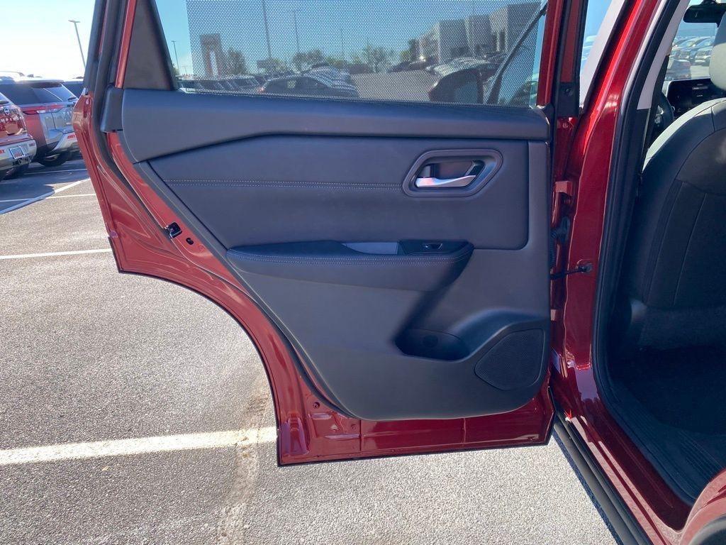 new 2025 Nissan Rogue car, priced at $31,531