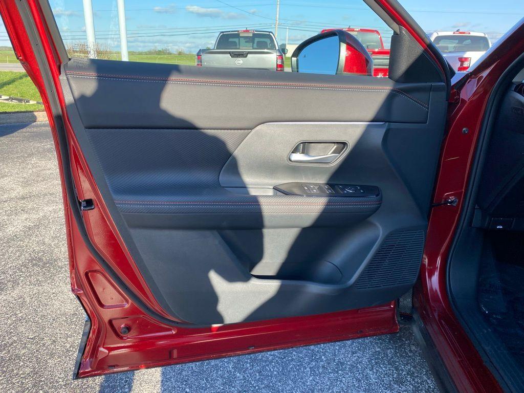 new 2025 Nissan Kicks car, priced at $26,945
