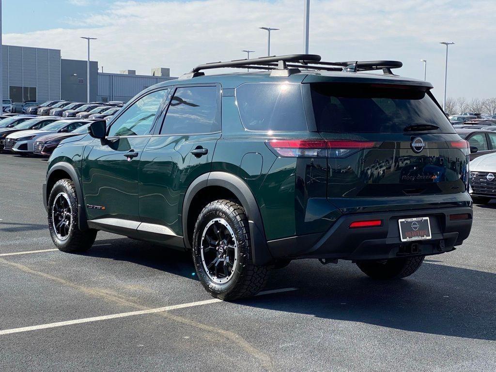 new 2025 Nissan Pathfinder car, priced at $42,425