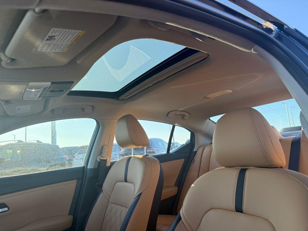 new 2025 Nissan Sentra car, priced at $25,071