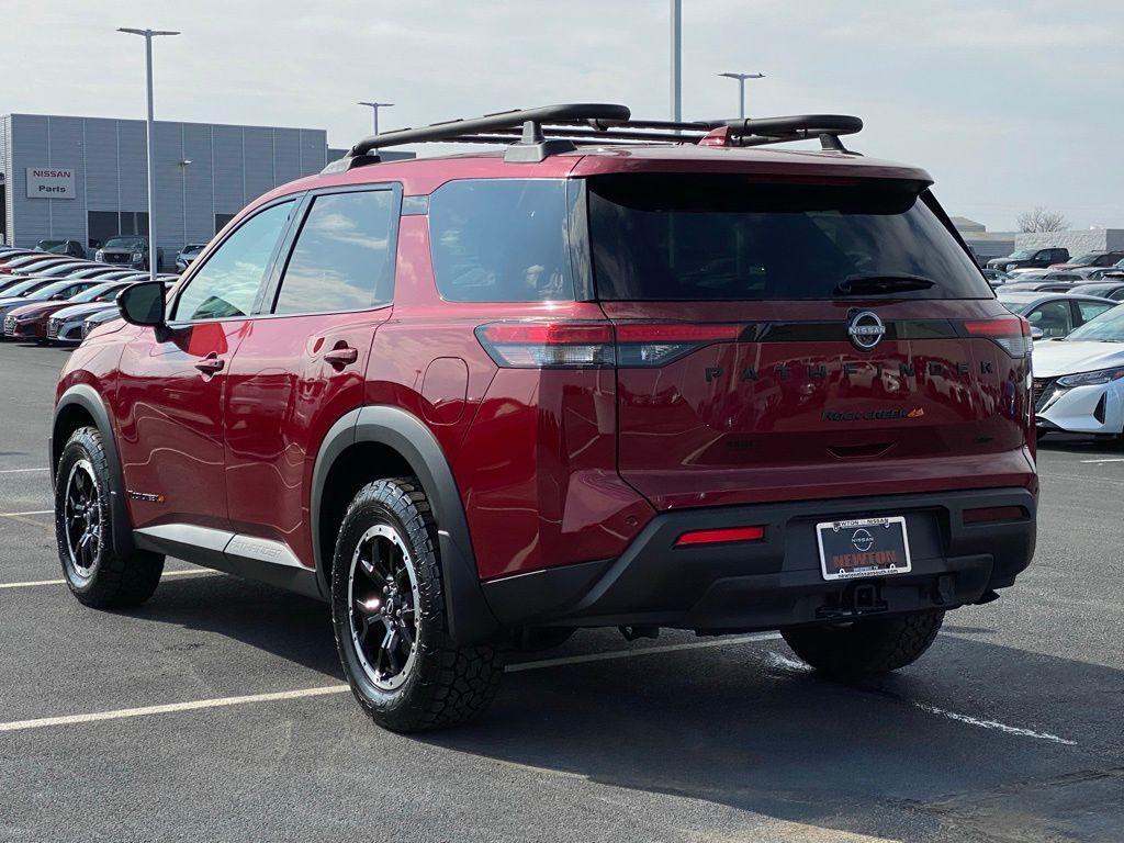 new 2025 Nissan Pathfinder car, priced at $42,786