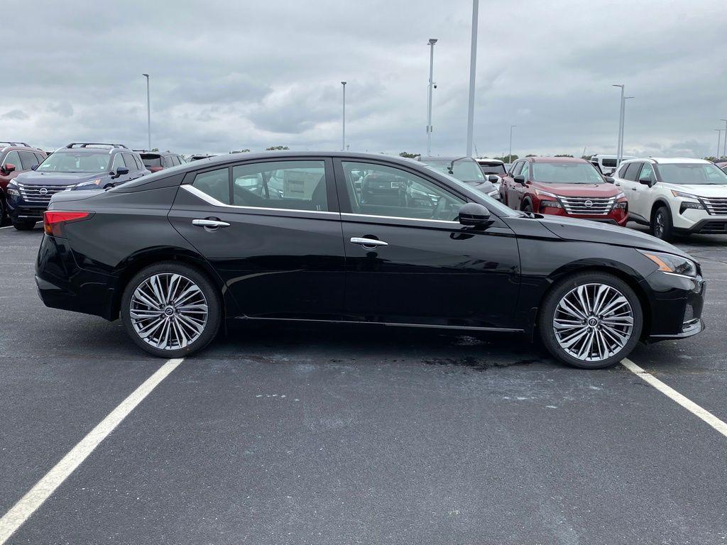 new 2025 Nissan Altima car, priced at $29,785