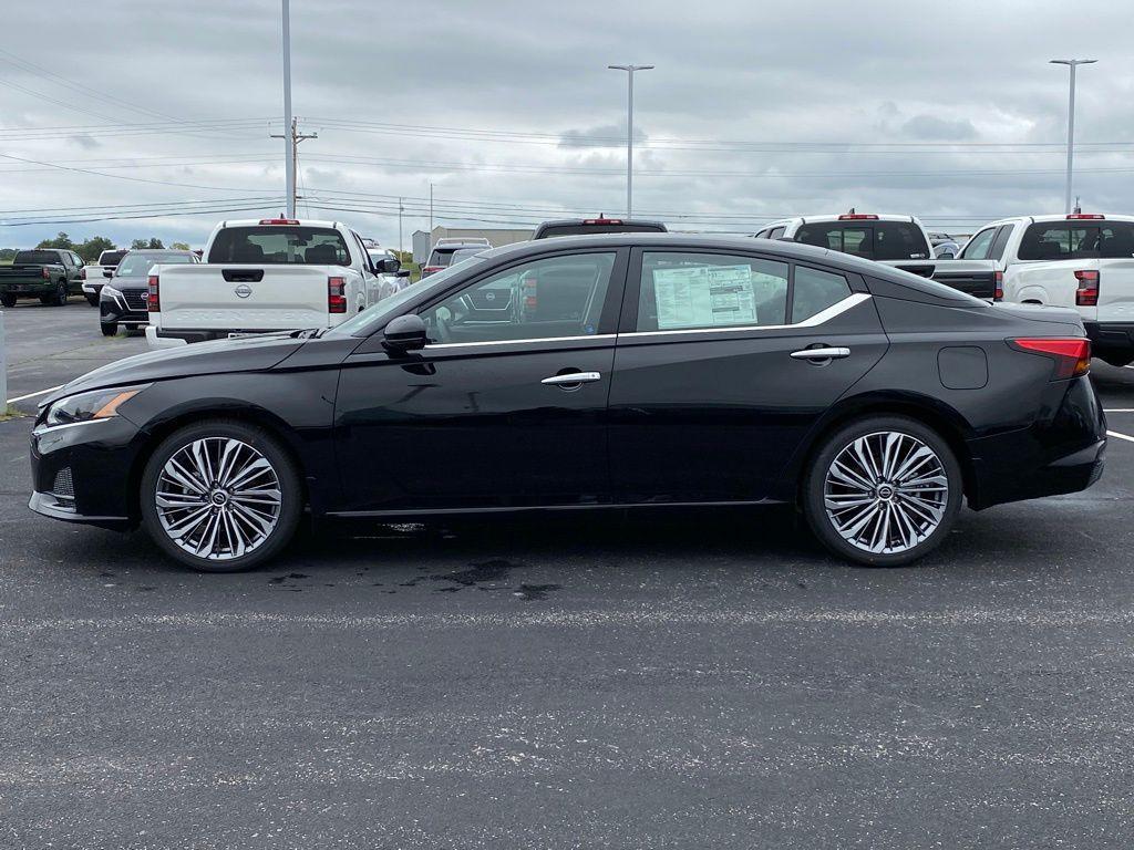 new 2025 Nissan Altima car, priced at $29,785