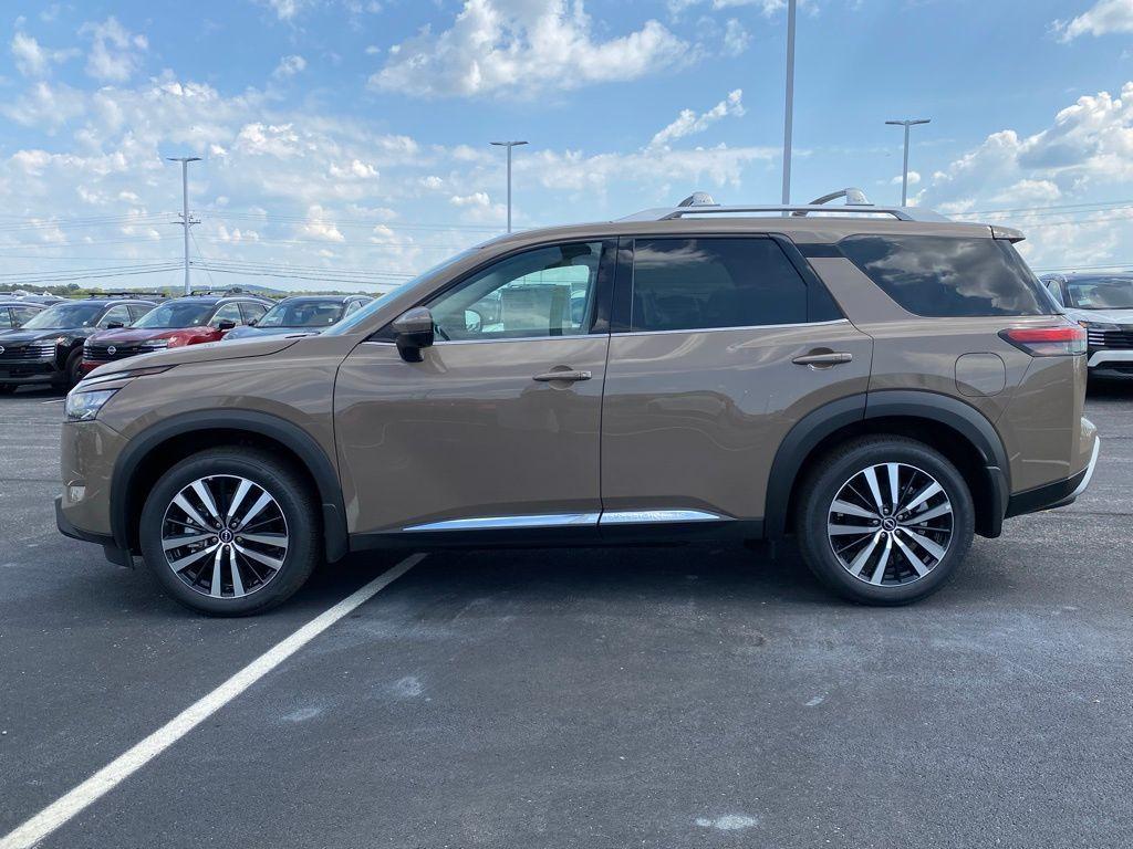 new 2025 Nissan Pathfinder car, priced at $42,677