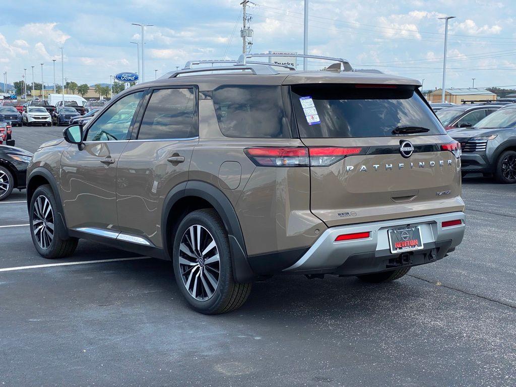 new 2025 Nissan Pathfinder car, priced at $42,677