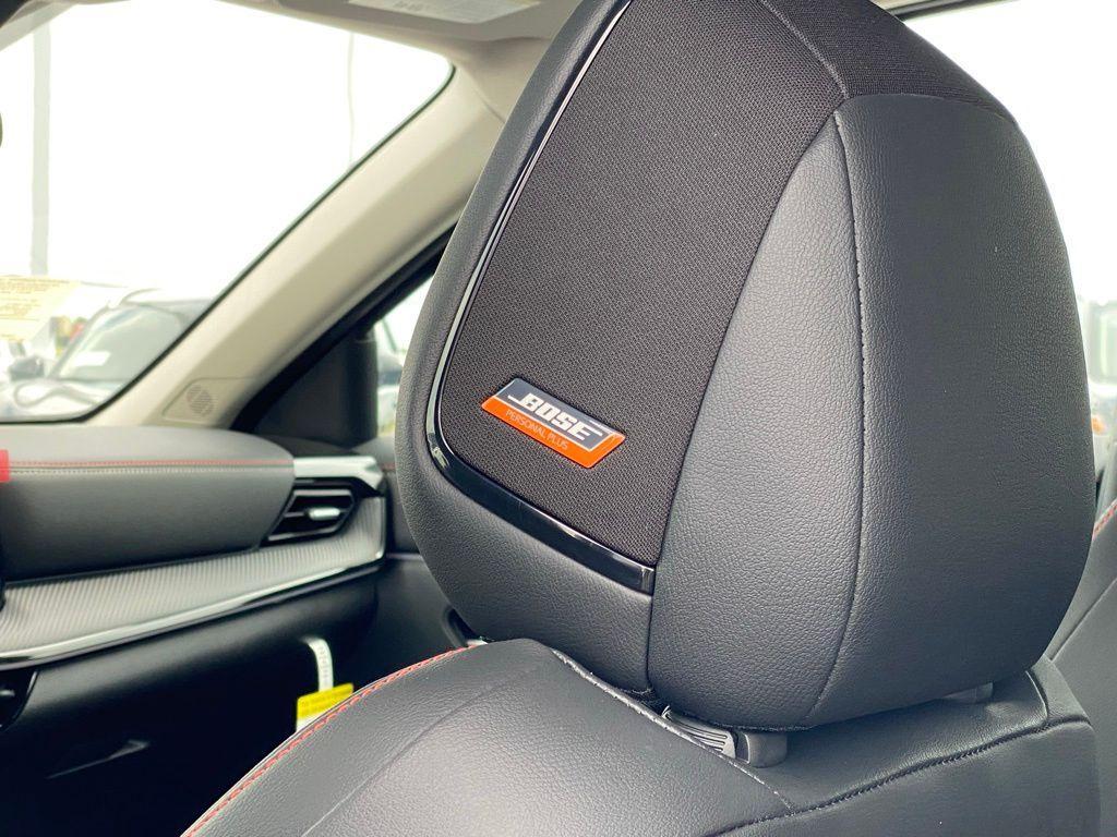 new 2025 Nissan Kicks car, priced at $27,593