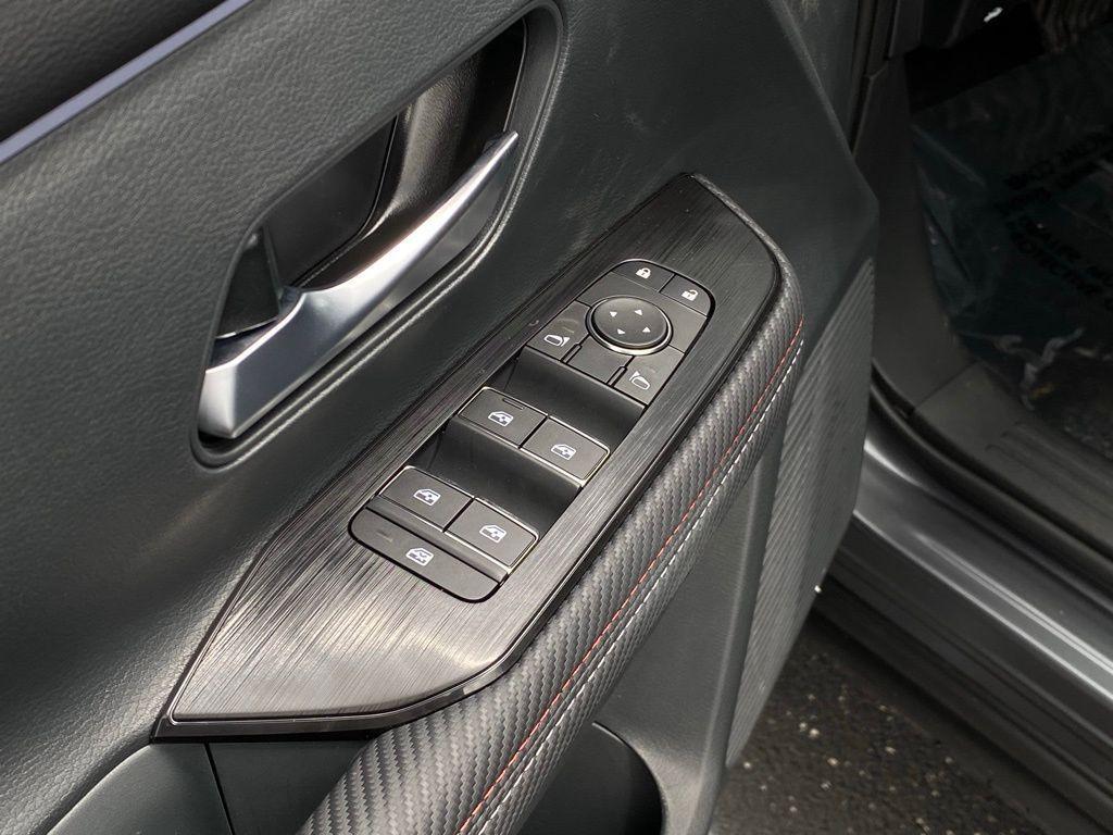 new 2025 Nissan Kicks car, priced at $27,593