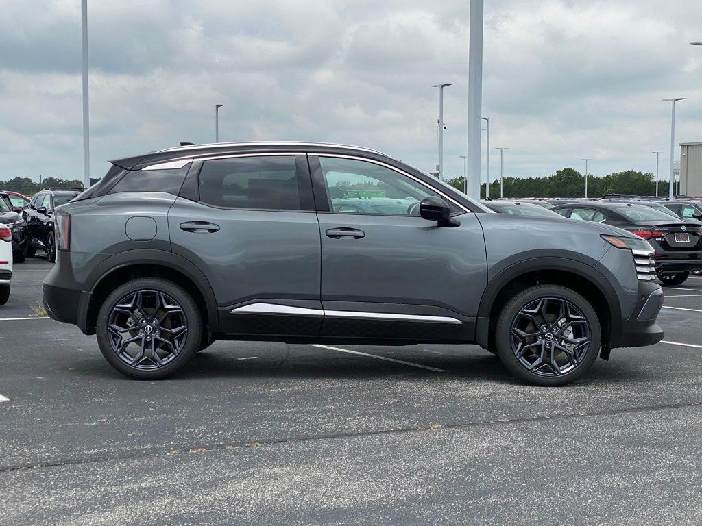 new 2025 Nissan Kicks car, priced at $27,593