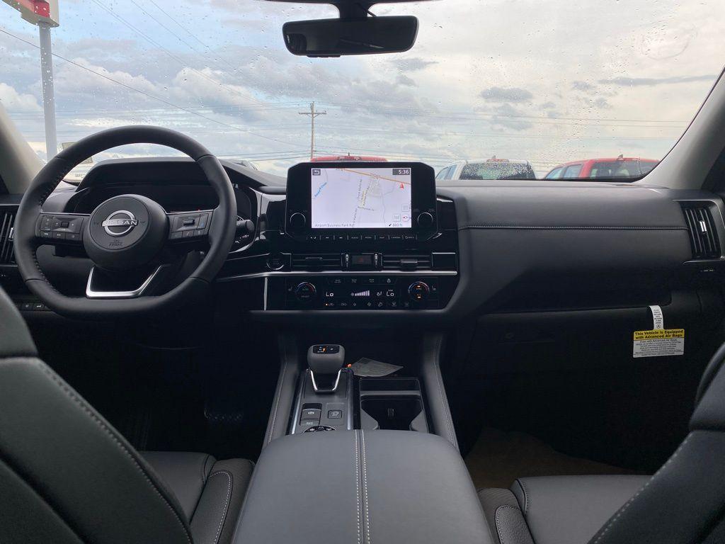 new 2025 Nissan Pathfinder car, priced at $42,798