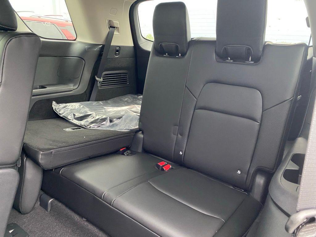 new 2025 Nissan Pathfinder car, priced at $42,798