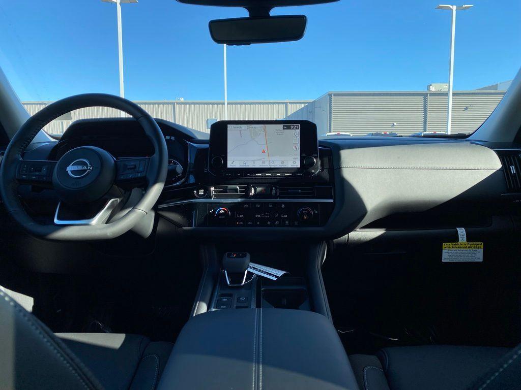new 2025 Nissan Pathfinder car, priced at $35,526