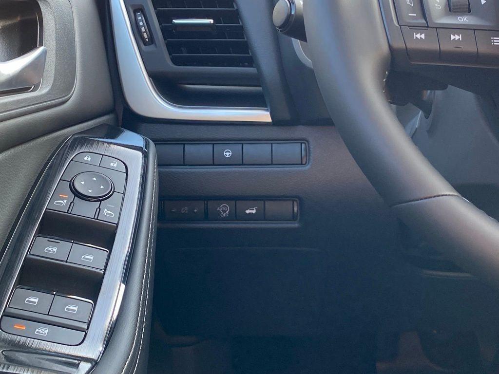 new 2025 Nissan Rogue car, priced at $32,329