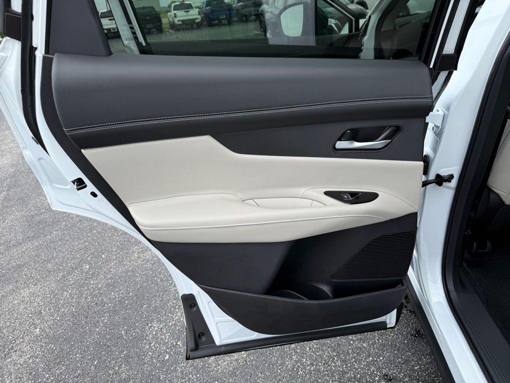 new 2025 Nissan Murano car, priced at $40,843