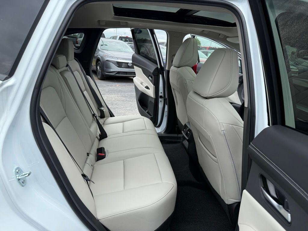 new 2025 Nissan Murano car, priced at $40,843