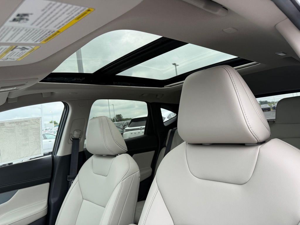 new 2025 Nissan Murano car, priced at $40,843