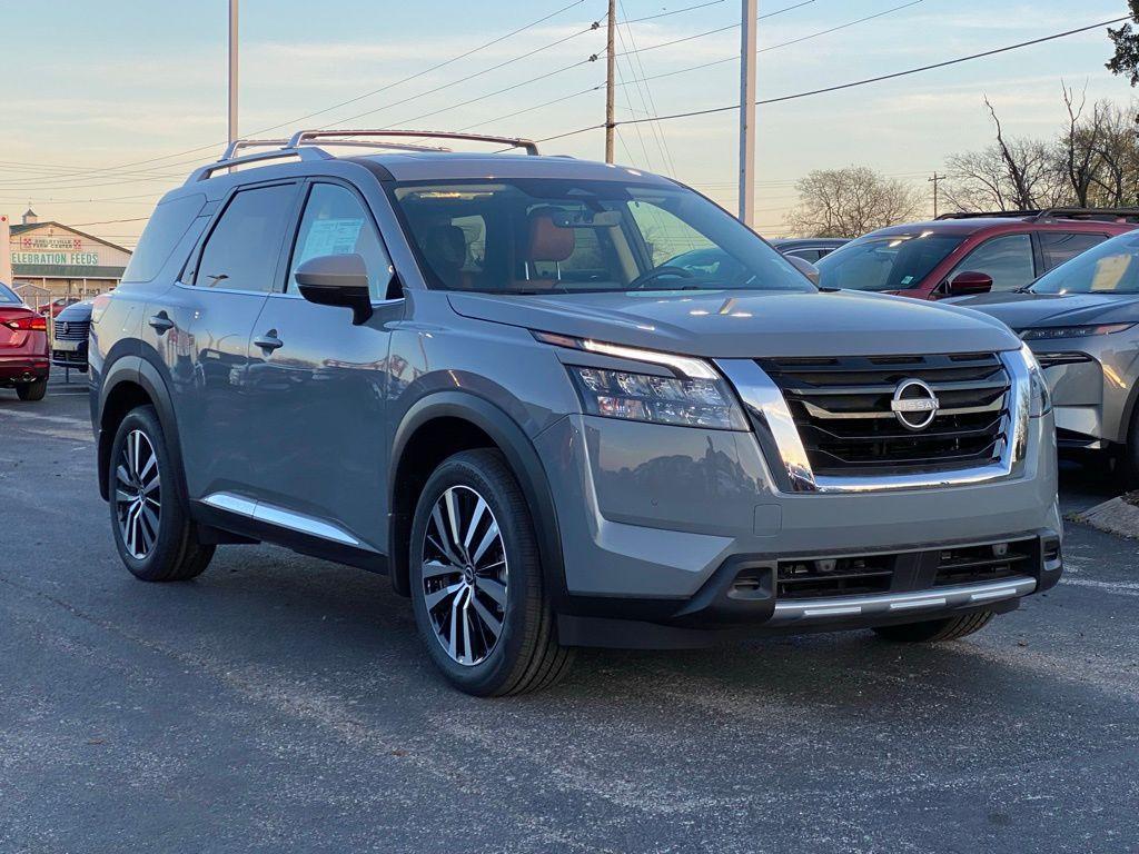 new 2025 Nissan Pathfinder car, priced at $47,796