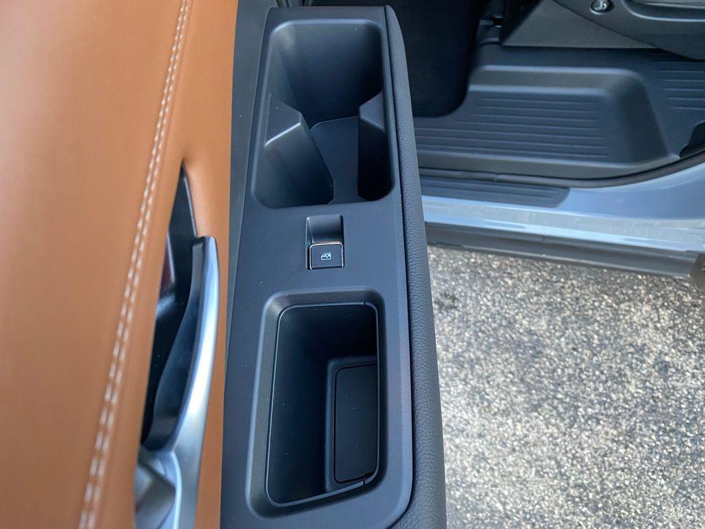 new 2025 Nissan Pathfinder car, priced at $47,796